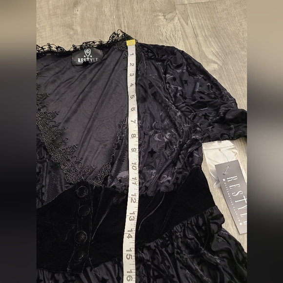 NWT Restyle, Dark Angel Burnout Duster, Black, Large fits like Medium - Picture 10 of 16